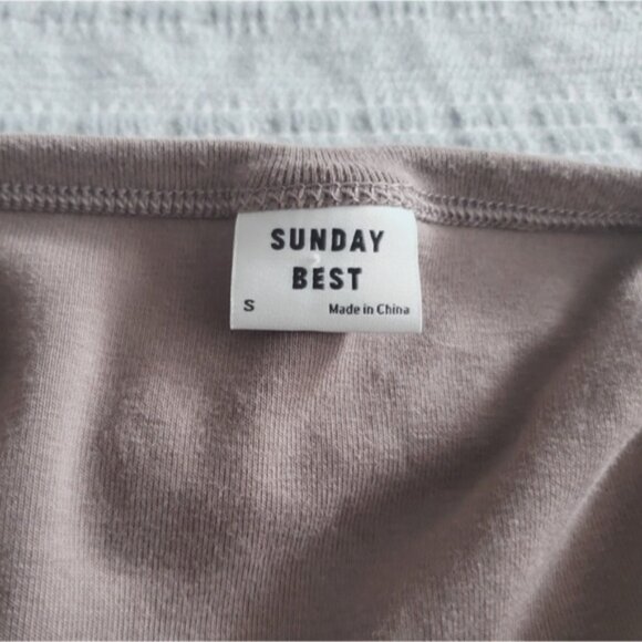 ARITZIA SUNDAY BEST 'Best Hug' Apple Longsleeve Taupe Crew Cardigan - Picture 3 of 8